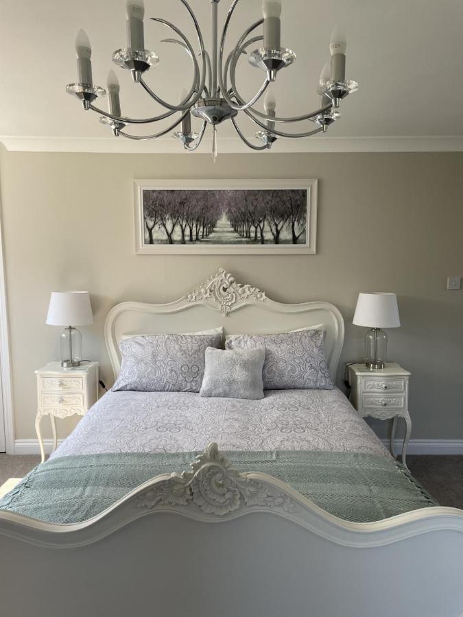 Woodland House B & B Wimborne Minster Bagian luar foto