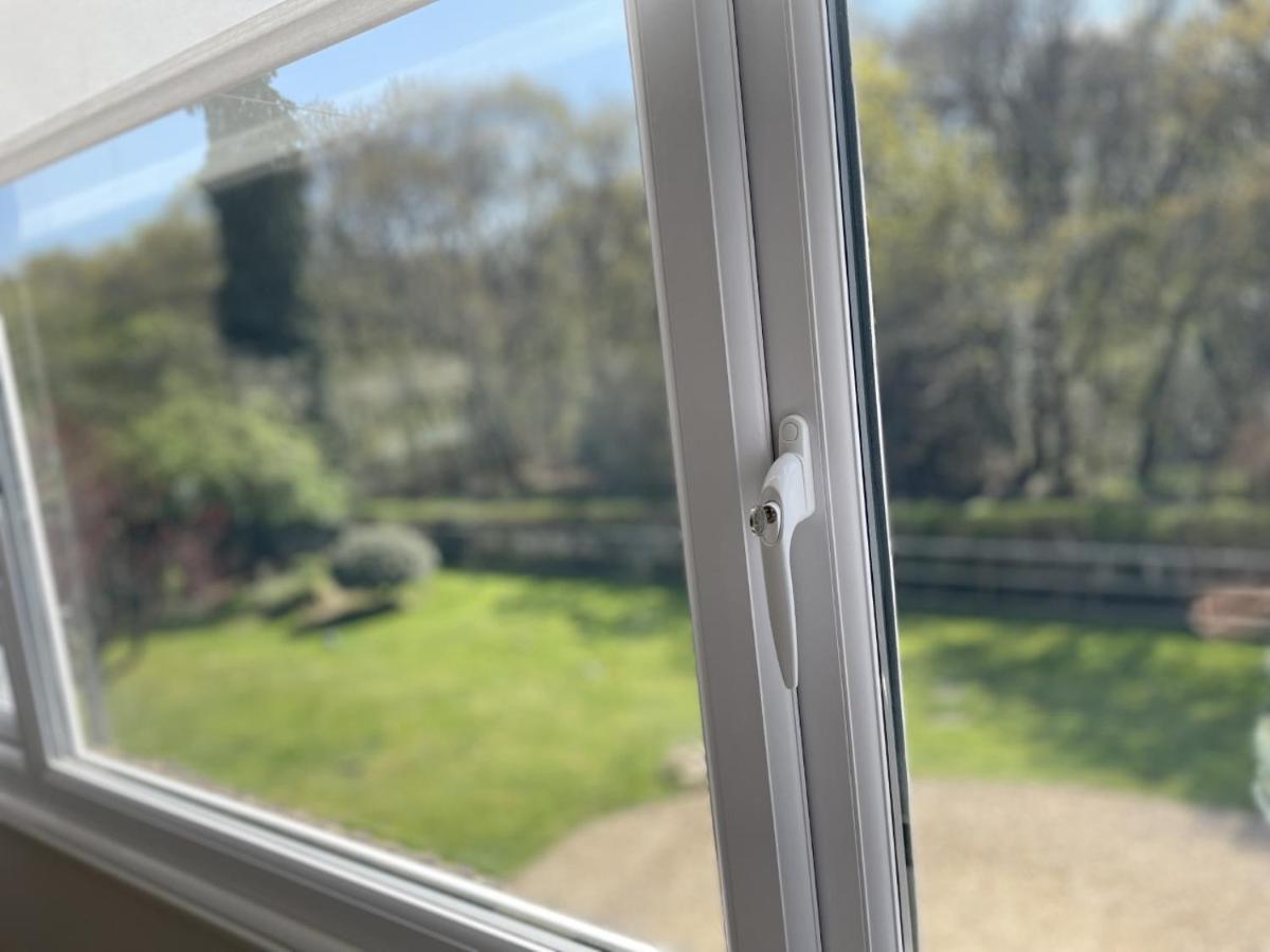 Woodland House B & B Wimborne Minster Bagian luar foto