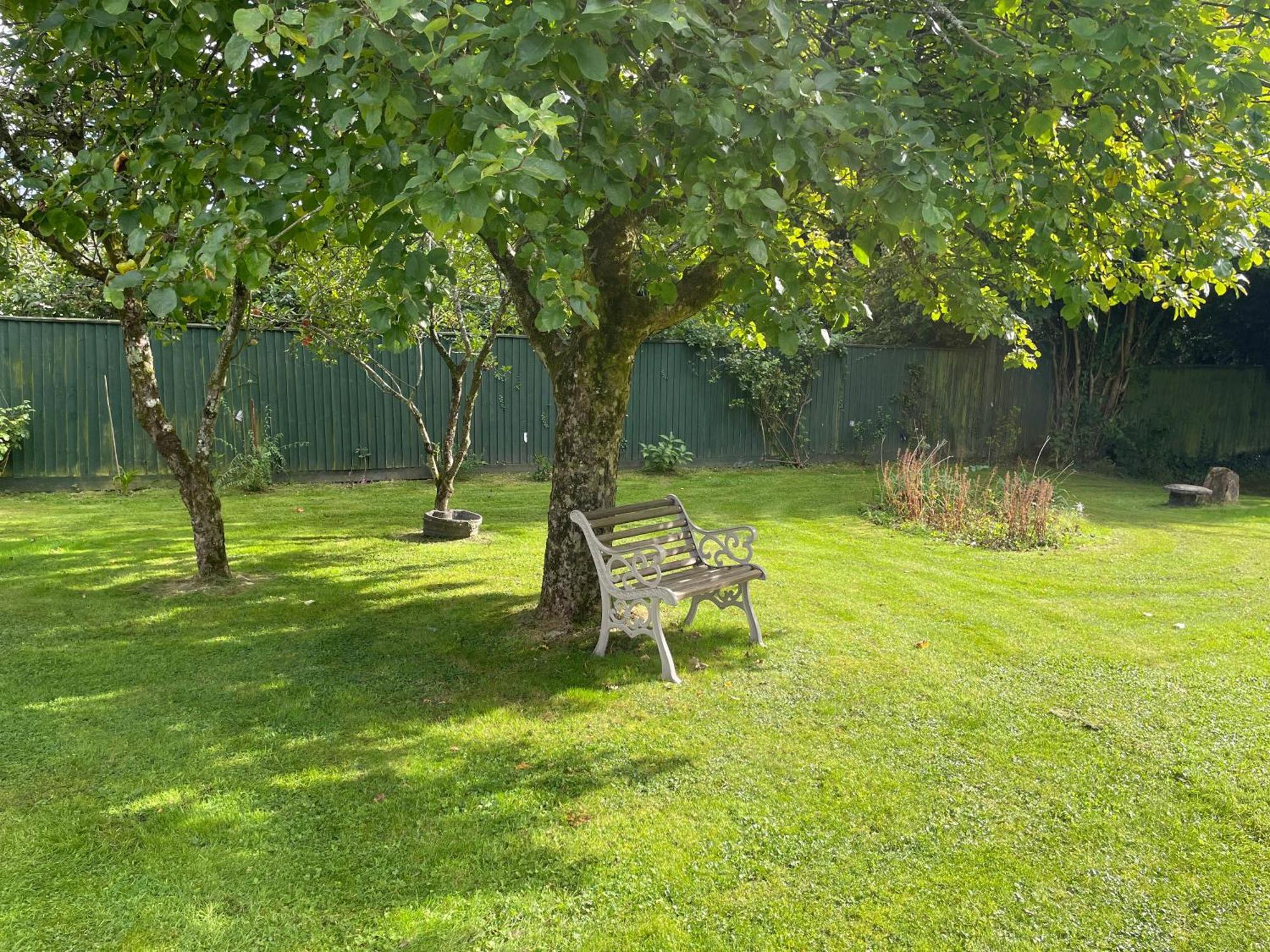 Woodland House B & B Wimborne Minster Bagian luar foto